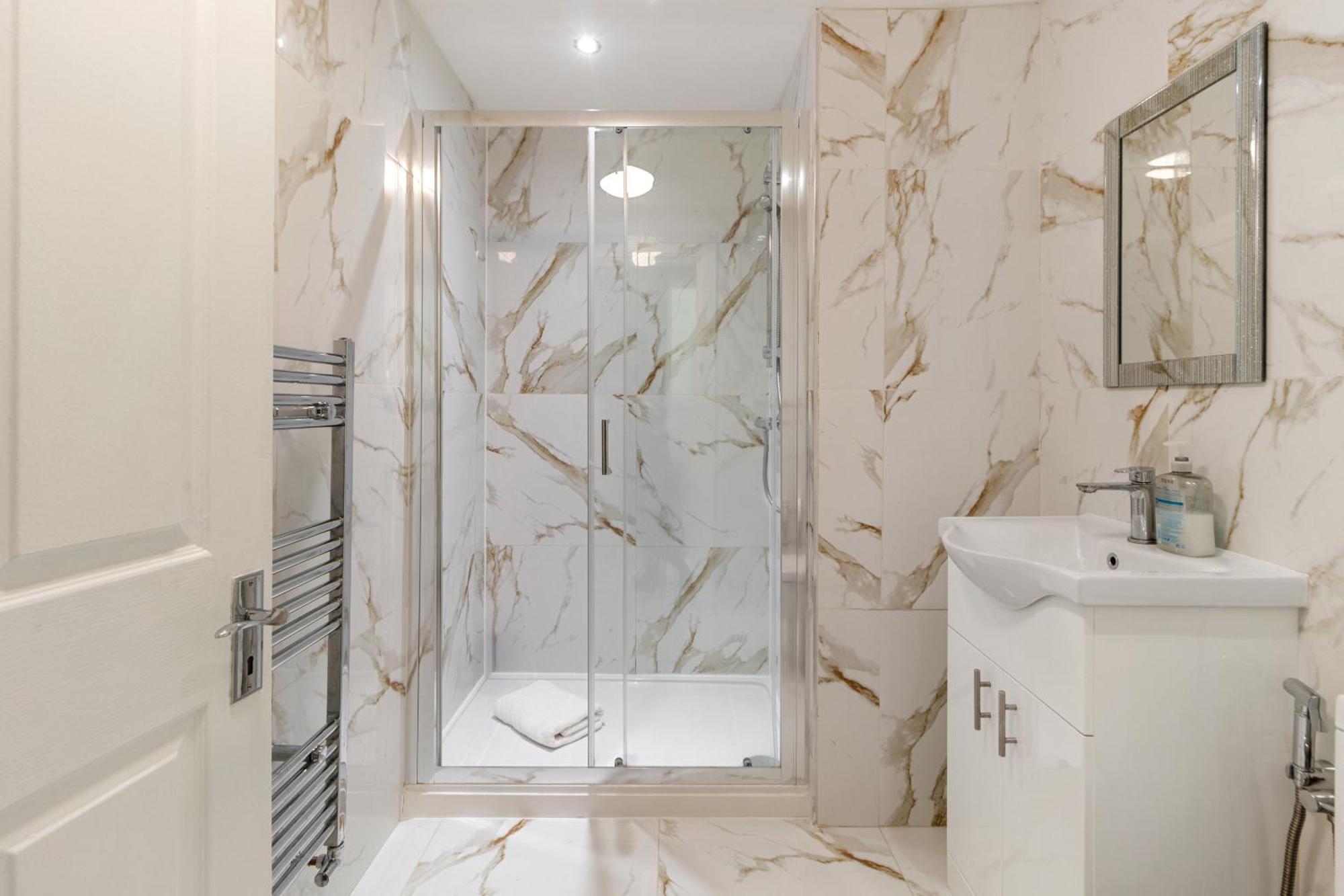 Oxford Street Chic Retreat - Unparalleled Elegance And Urban Comfort! Gc1 Londýn Exteriér fotografie